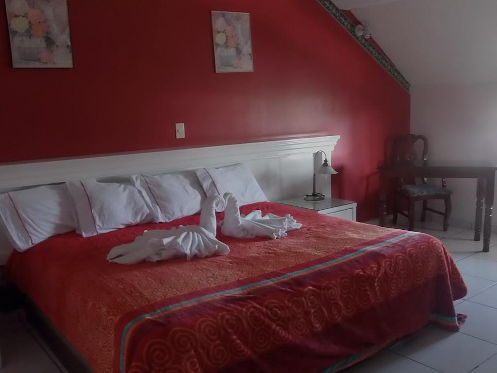 Hotel Raldos Inn サラマンカ エクステリア 写真