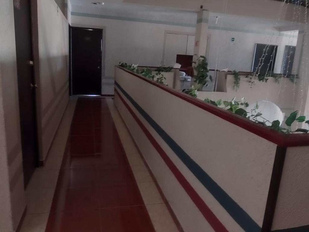 Hotel Raldos Inn サラマンカ エクステリア 写真