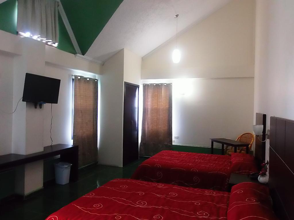 Hotel Raldos Inn サラマンカ エクステリア 写真